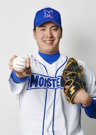 최강야구 선수단 사진