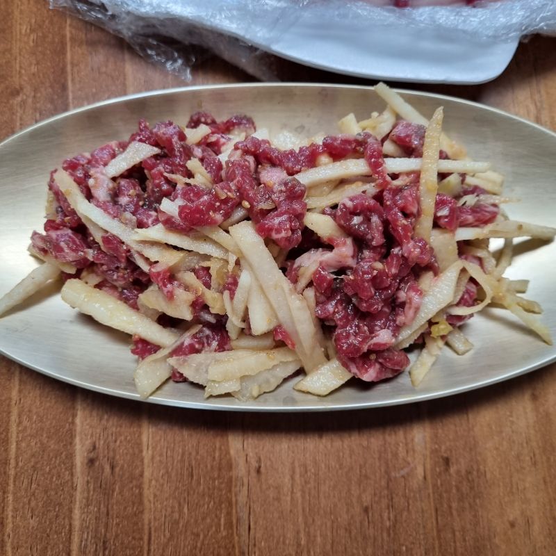 홍박사-한우-생고기-육회