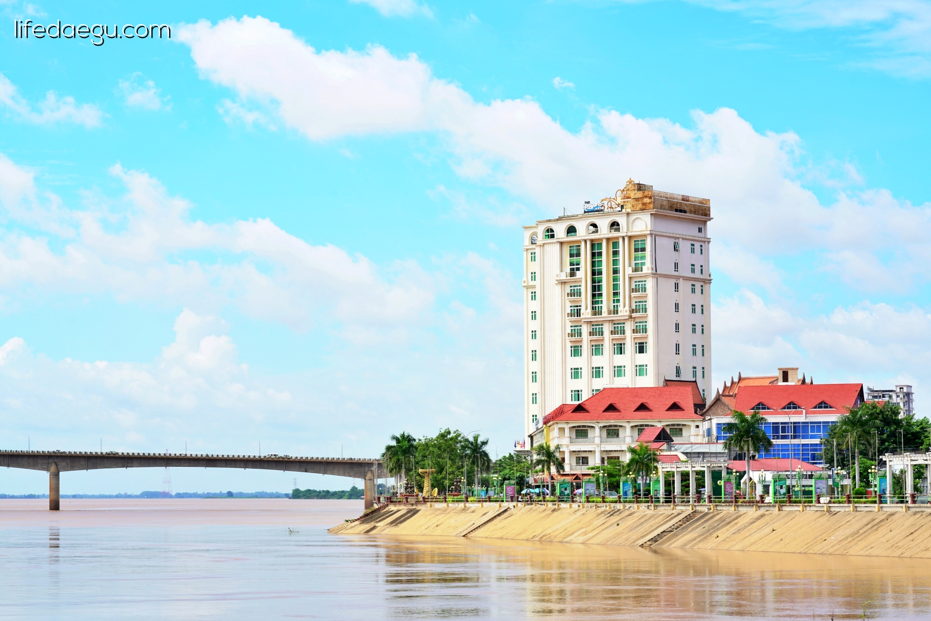 캄보디아 캄퐁참 메콩강변