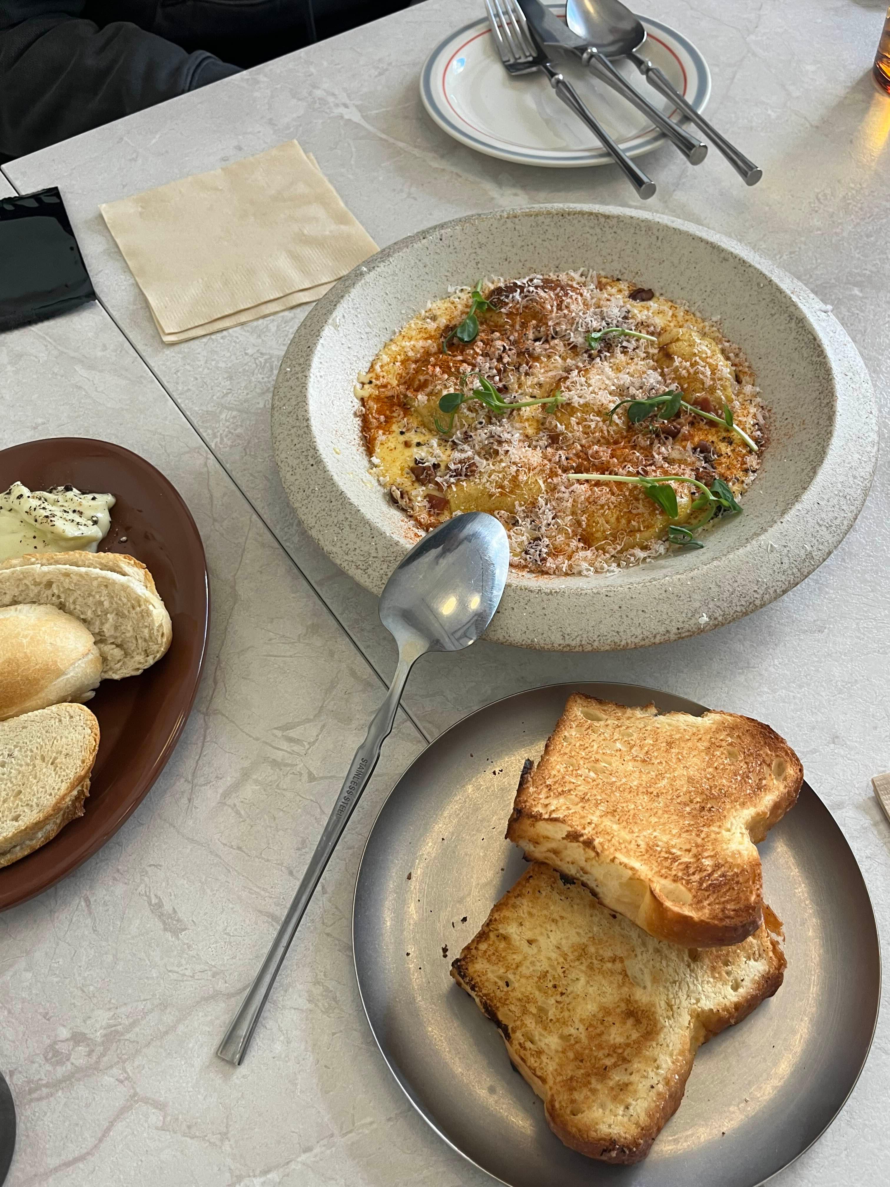 남영역 브런치카페 에그요크