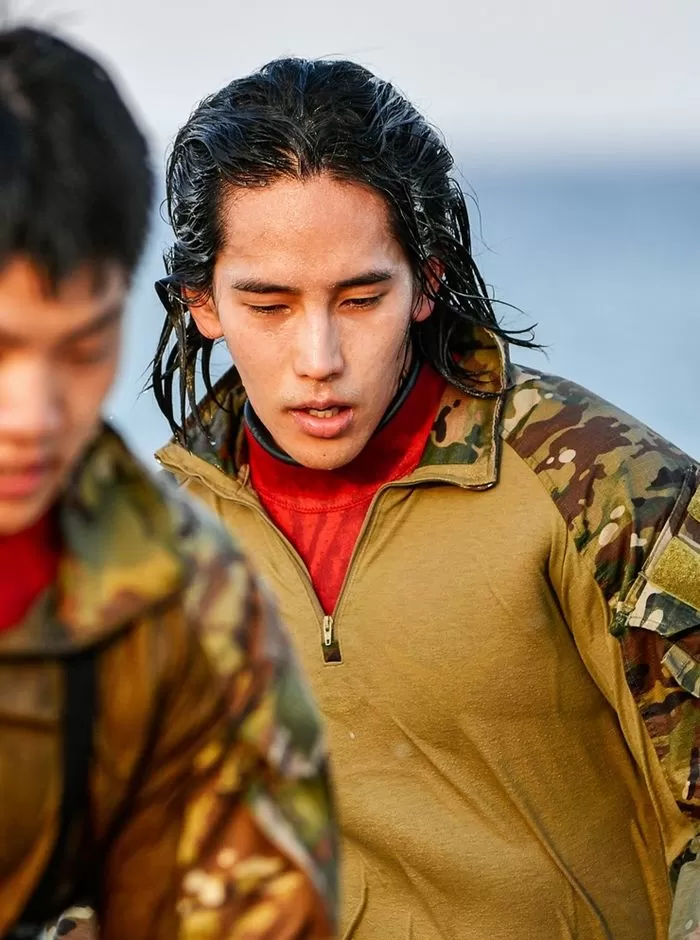 육준서-강철부대