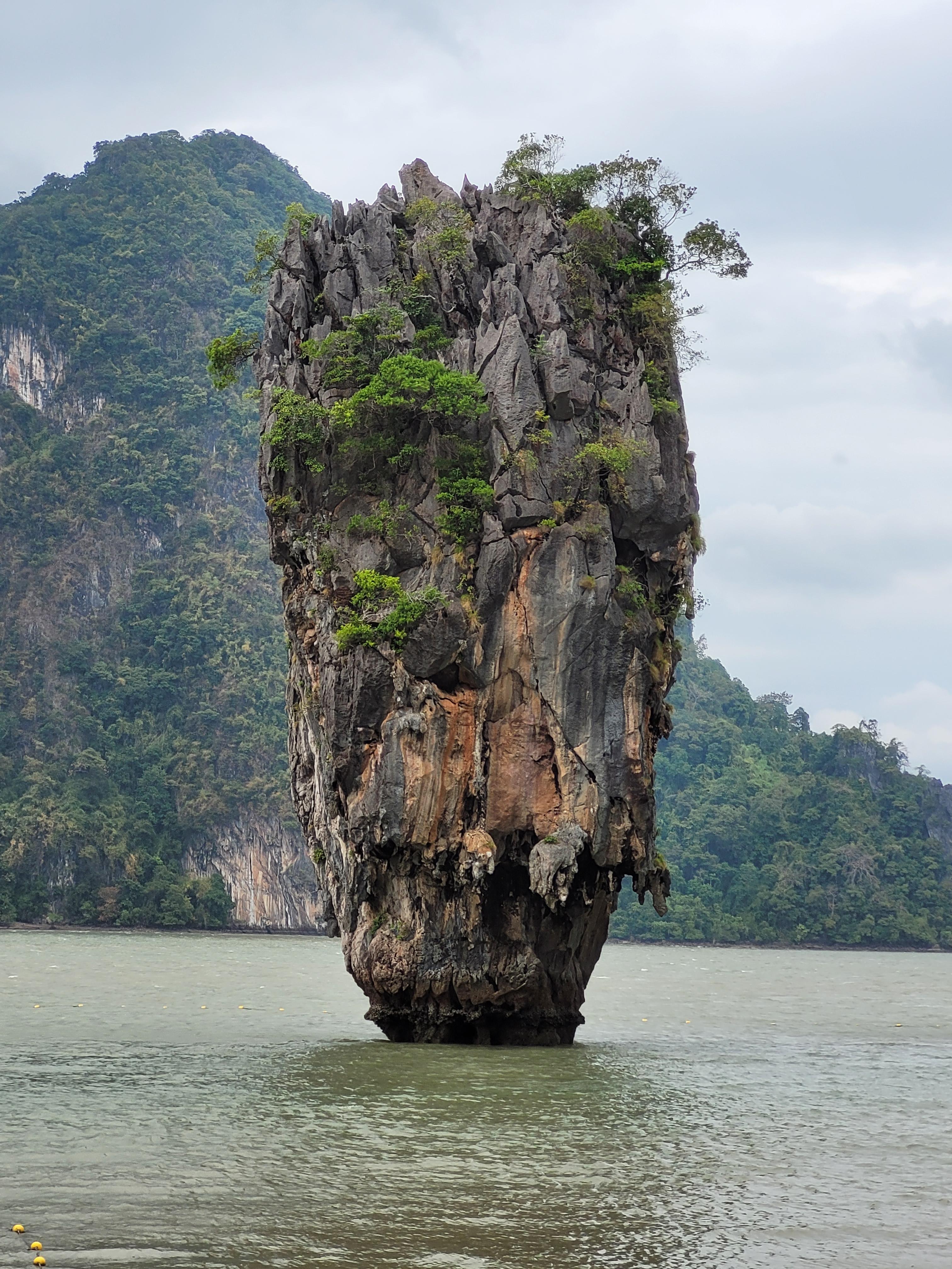 팡아만 제임스본드 섬 풍경