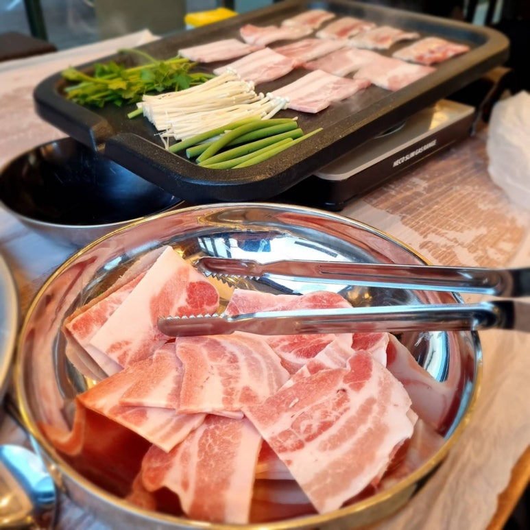 광교 카페거리 냉삼집 '정옥집'