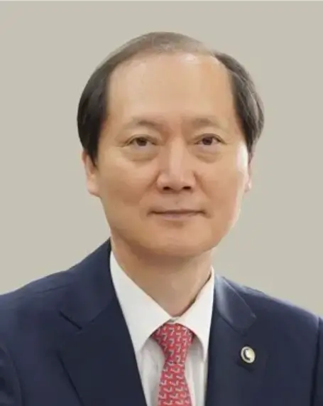이완규