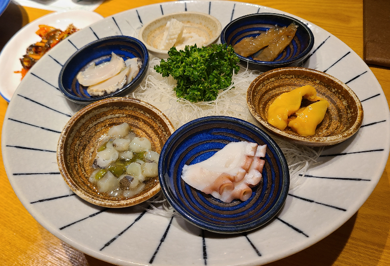 송수사 죽 견과류 애피타이저