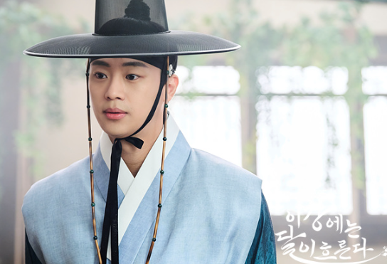 이강에는 달이 흐른다 출연진