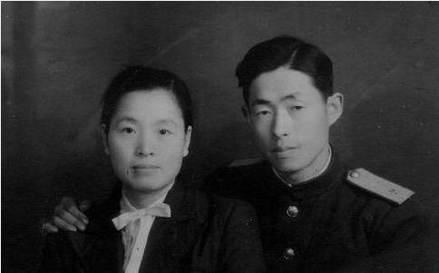 정설송 정율성