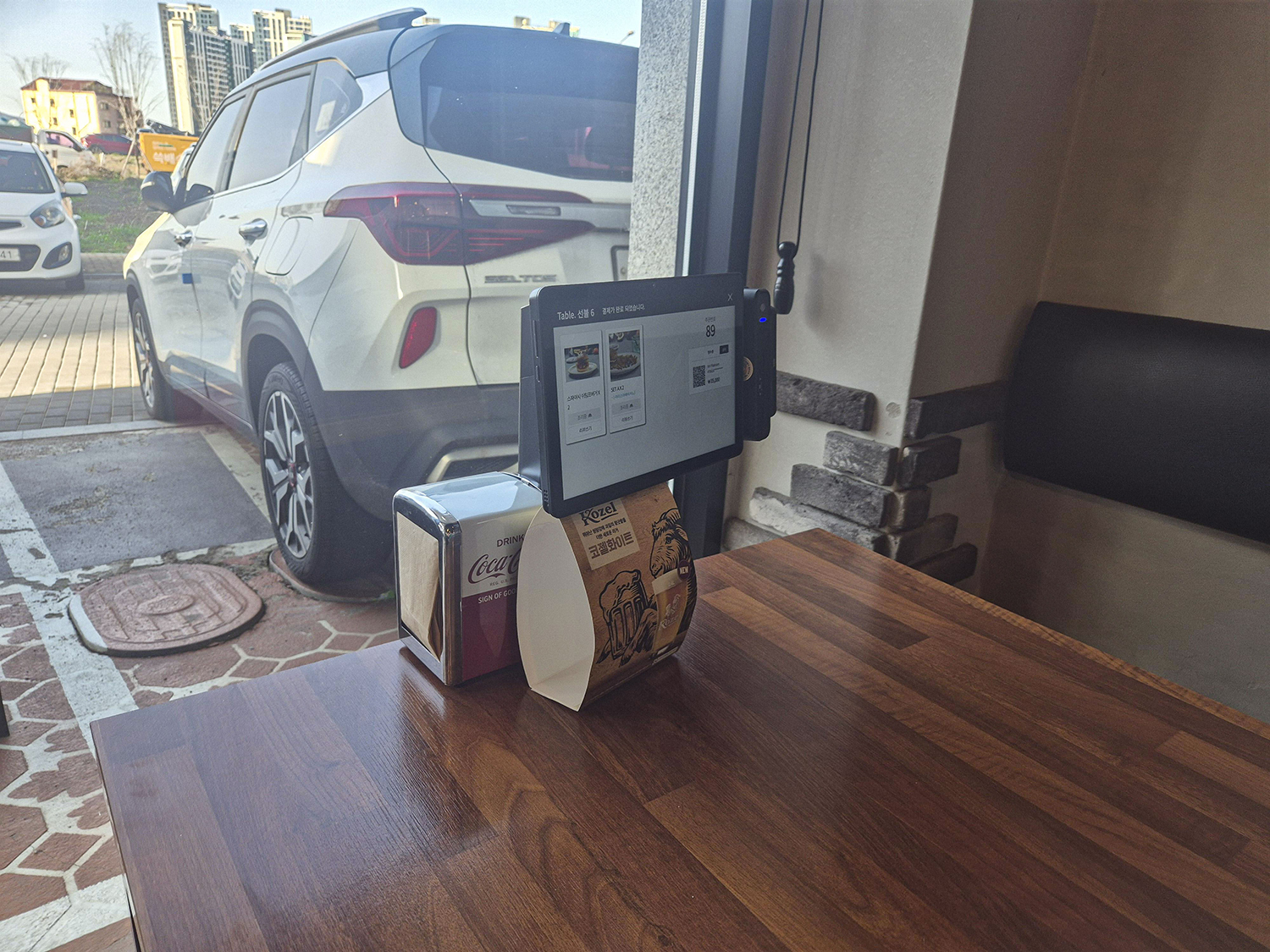 파주 운정 수제버거 맛집 인테리어 1