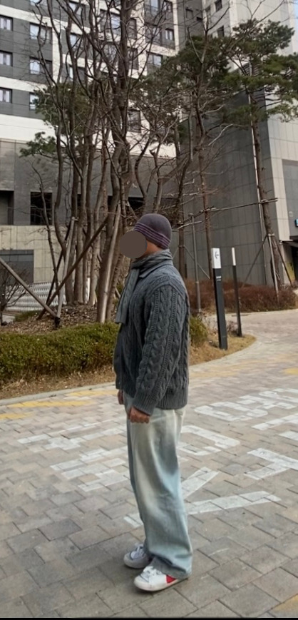 데일리룩('26. 3. 11.)루오에스펙 울니트햇 니트비니 버킷햇 벙거지, 세컨모놀로그 코튼 머플러, 커버낫 카디건, 에러스익셉티드 와이드 연청데님팬츠, 나이키 블레이저 미드77