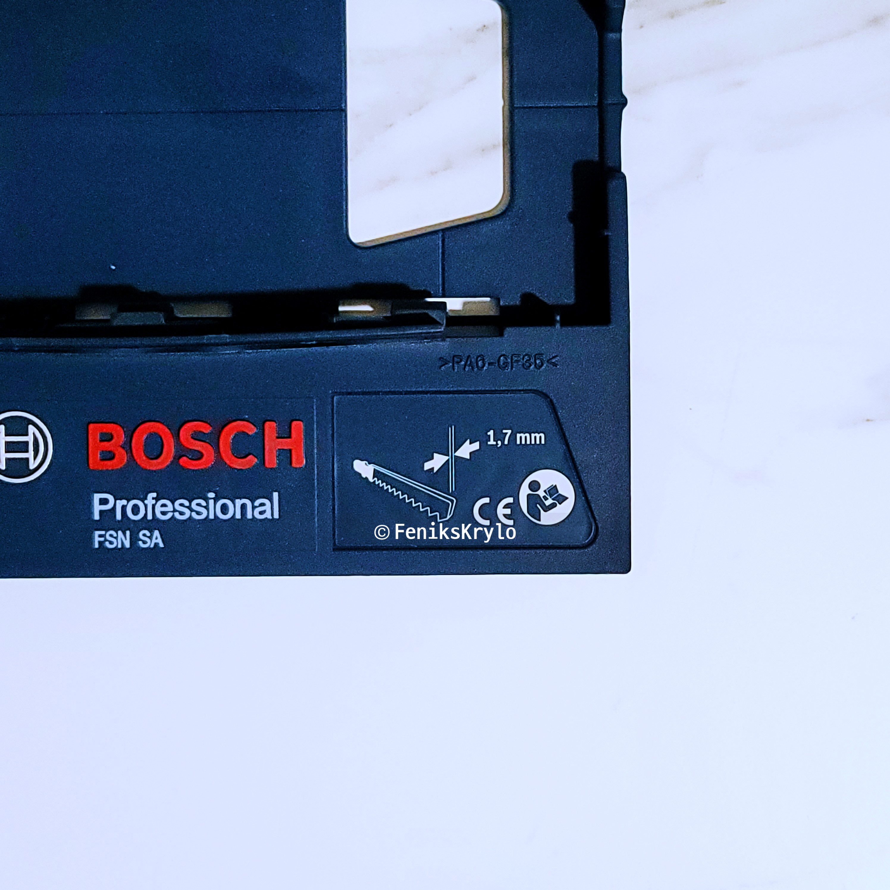 FSN-SA와-사용가능한-톱날의-두께가-표시되어있다.