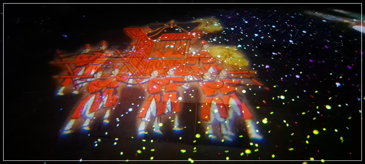 안내의-빛-어가행렬하는-모습