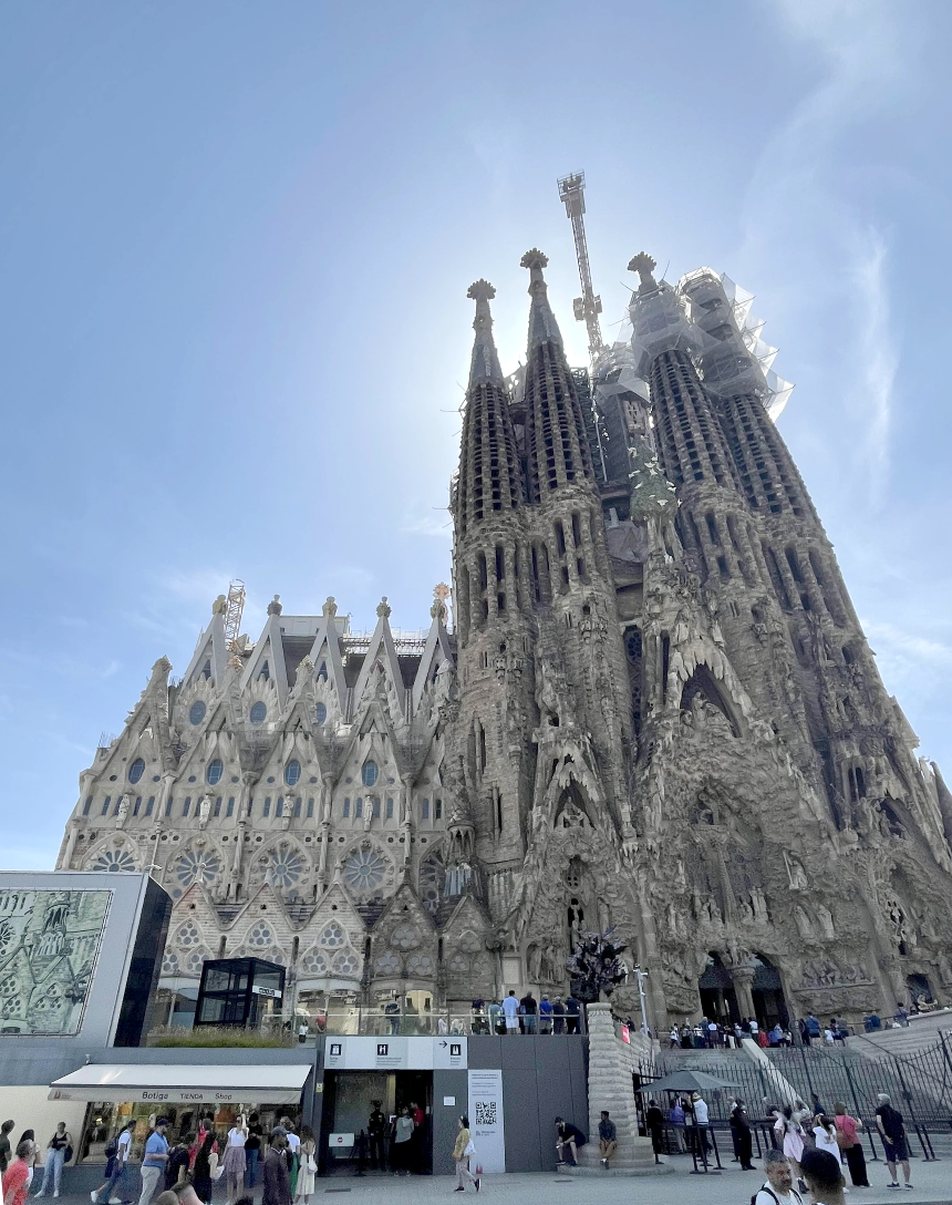 사그라다 파밀리아 대성당 전경