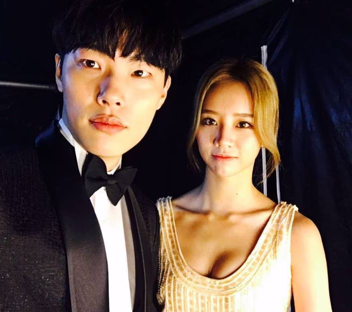 류준열 혜리 한소희 나이, 양다리 의혹, 배우 프로필