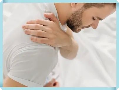 어깨가 아픈 이유