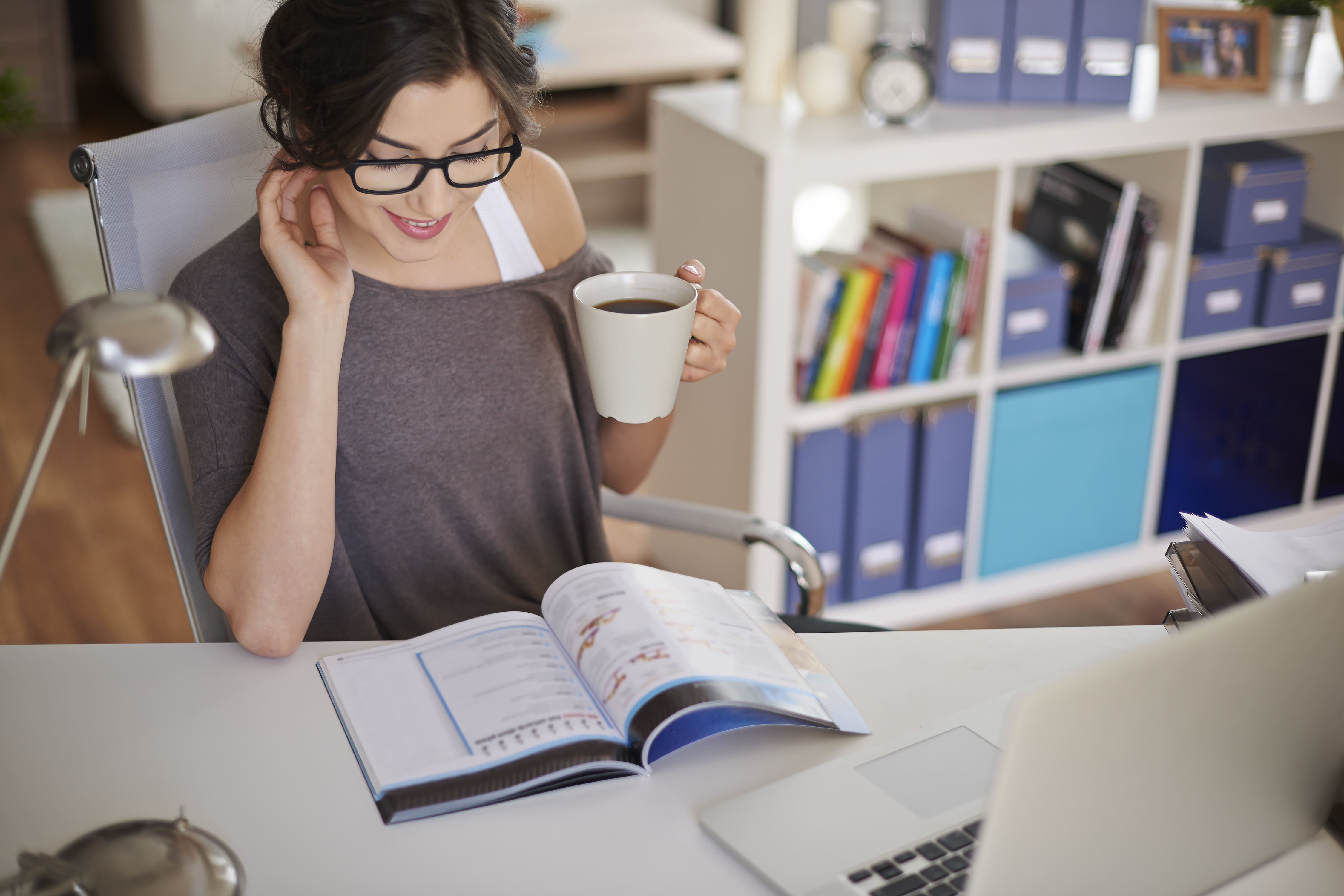 금 비트코인 엇갈린 운명
