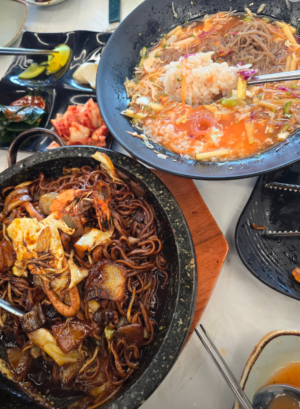 만리포돌짜장 대표 메뉴