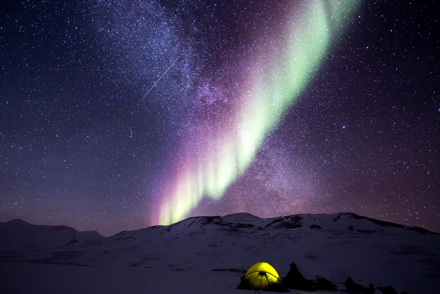 미래의 우주광고: 밤하늘에 브랜드 로고가 뜰 수 있을까?