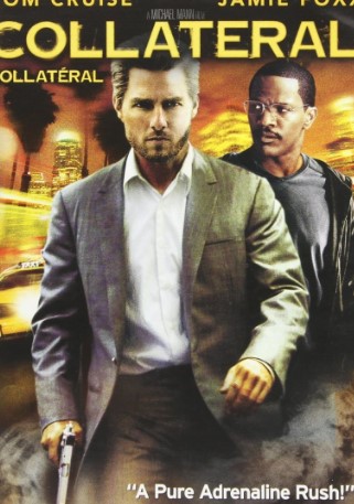 톰크루즈와 제이미 폭스가 같이 걸어가고 있다.