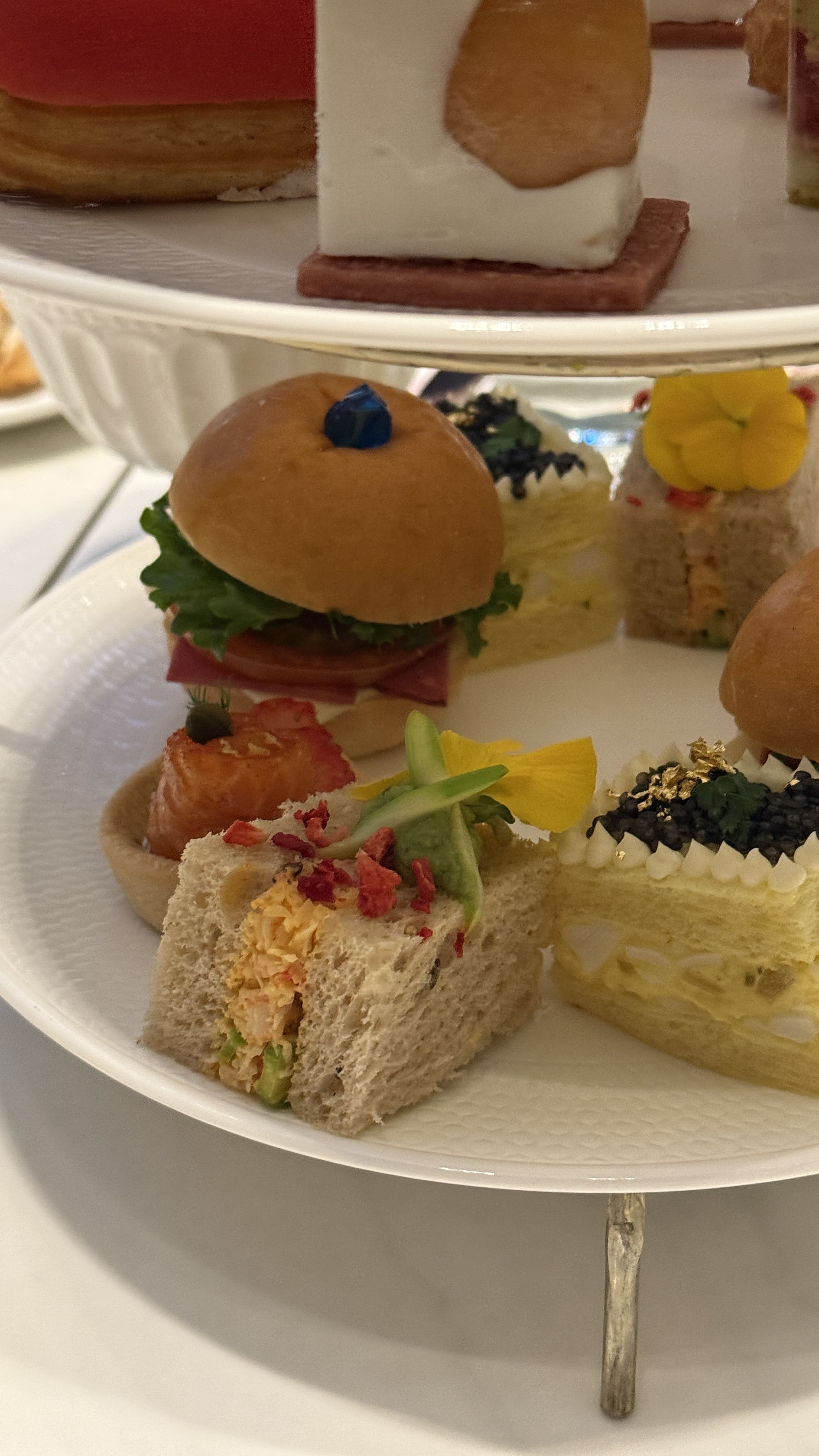 인터컨티넨탈 파르나스 애프터눈티