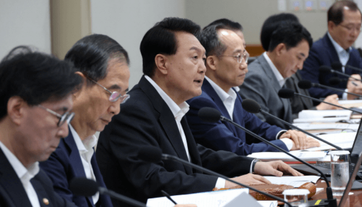 연설 중인 윤석열 대통령