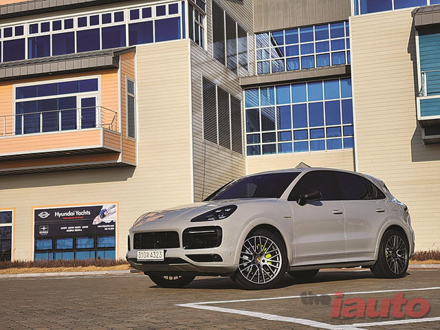 포르쉐 카이엔 E-하이브리드