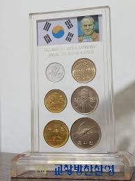 검소함의 뿌리는 어디일까?-한국방한기념화