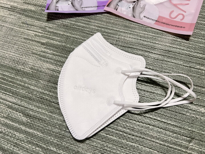 중형 마스크 작은 크기 사진