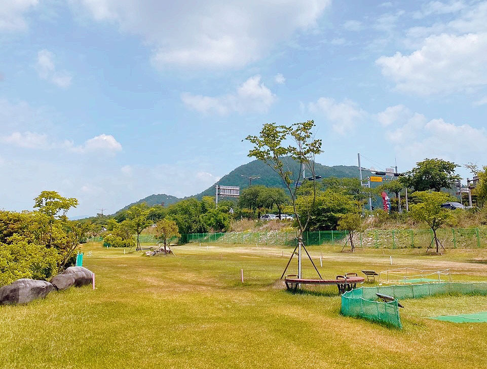 경주시 알천파크골프장. 위치: 경상북도 경주시 구황동 7-1
