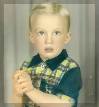 도널드 트럼프: 사업가에서 대통령, 그리고 다시 대선 후보로 돌아오기까지