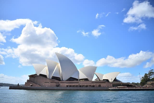 호주 이민의 역사: 250년간 변화해온 이민 정책과 트렌드