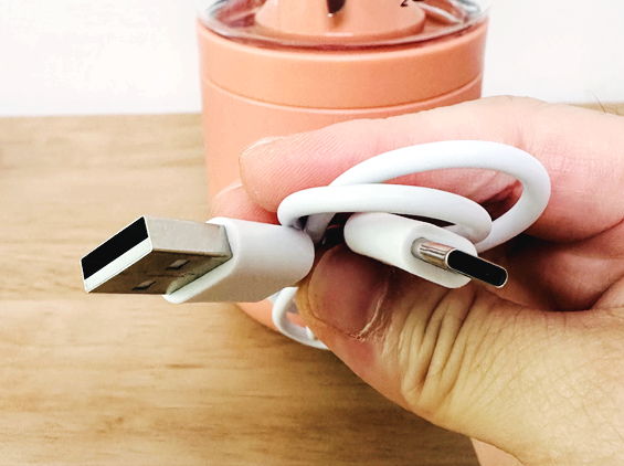USB-C 타입 충전