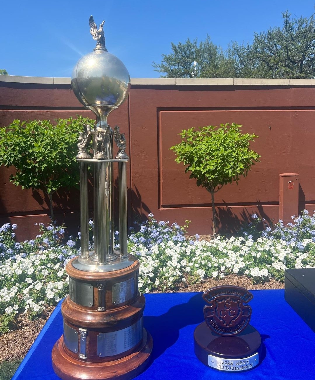 찰스 슈왑 챌린지 우승자가 거머쥘 우승 트로피