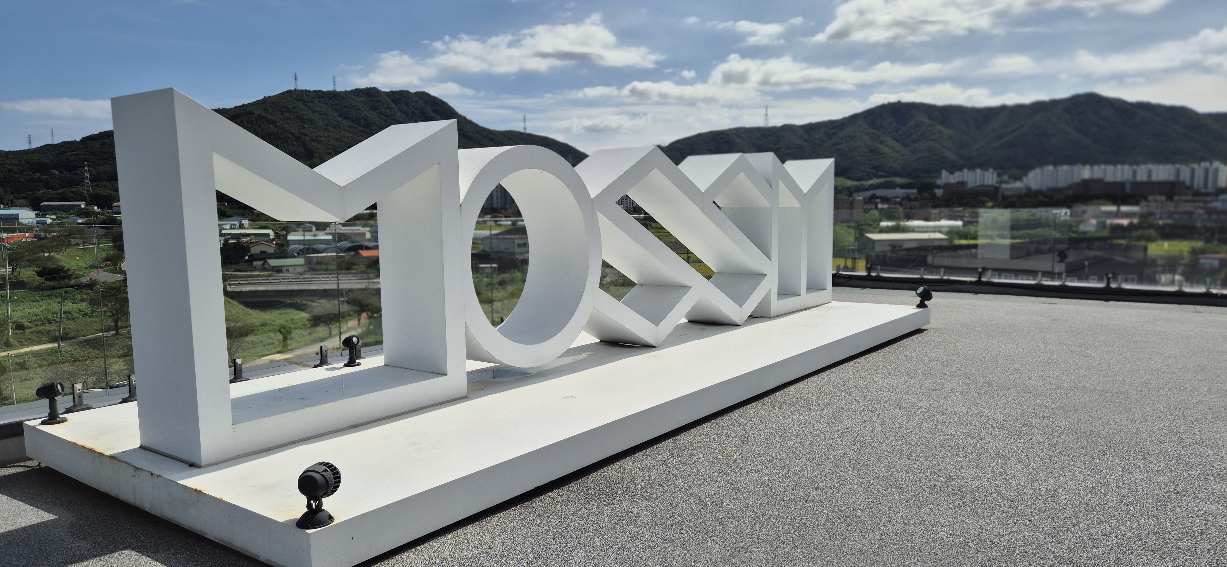 양주 캠핑 카페 <모씨> 3,4층 루프탑