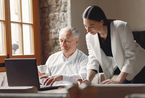 고령자-고용-지원금-대상-조건-신청-2
