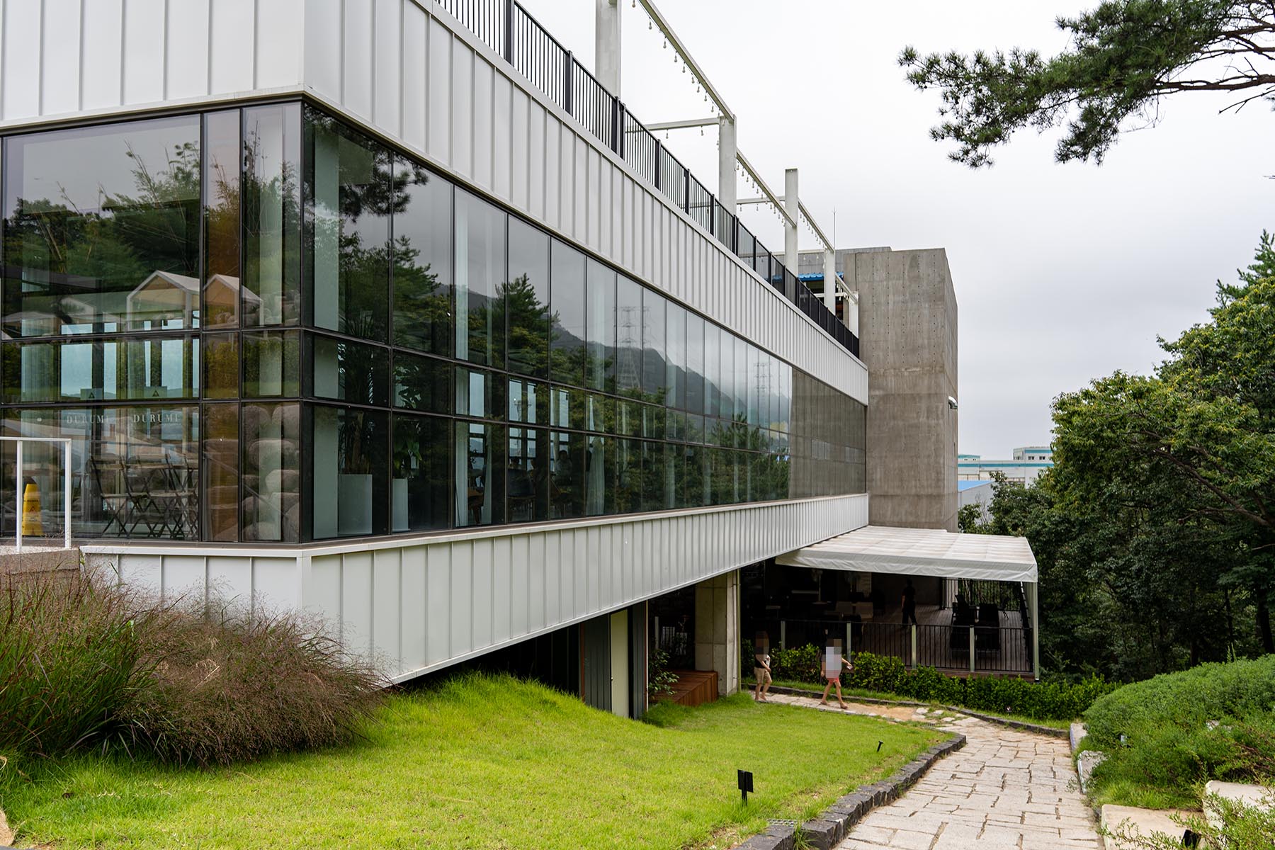 두루미 베이커리 카페 3층