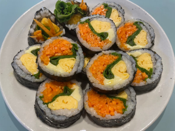 당근라페 김밥 만들기 - 동글동글 커팅한 김밥
