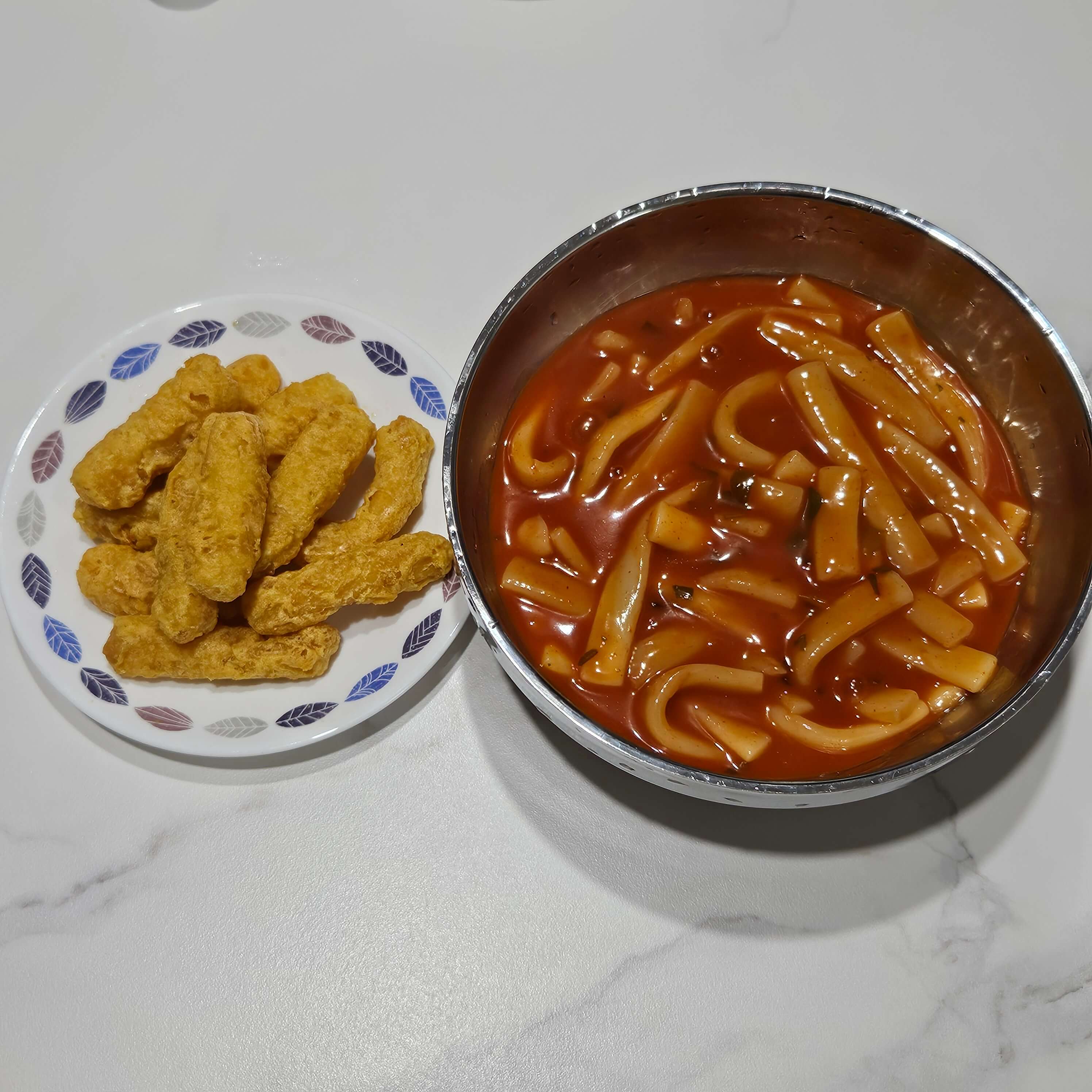미정당 밀국물떡볶이&비비고 오징어튀김 후기