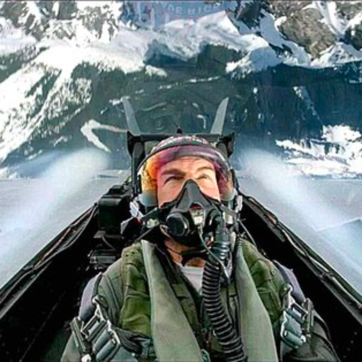 탑건 매버릭 그리고 탑건, 톰크루즈