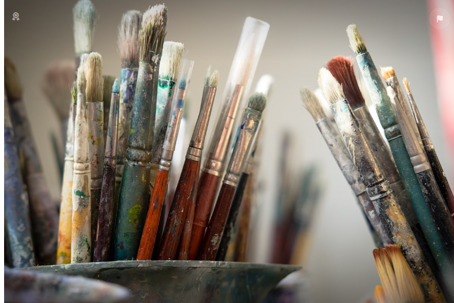 수채화와 연필 드로잉