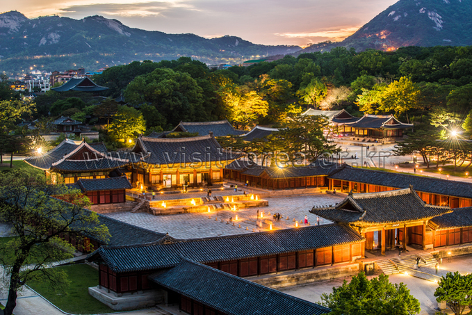 서울 도보여행 명소 창경궁 야경