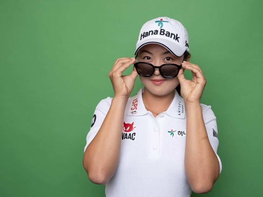 이민지는 하나금융그룹 골프단 소속 프로골퍼이다.