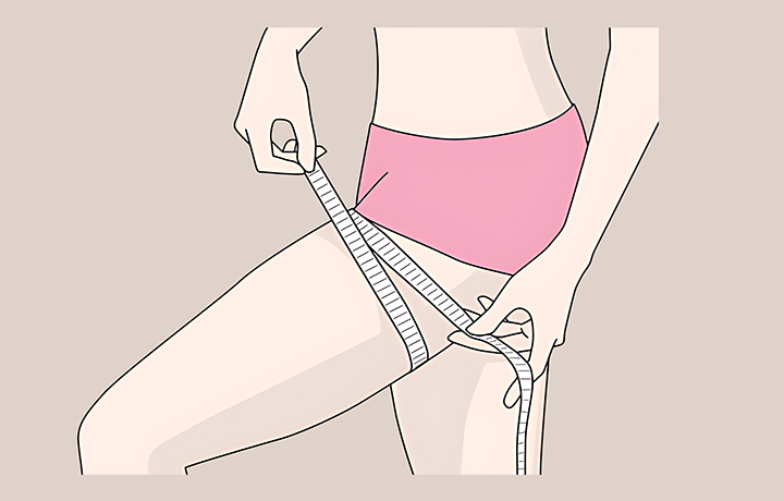 체중-체크를-하는-여성