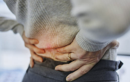 허리통증 원인 완화운동 치료방법 주사 등 총정리