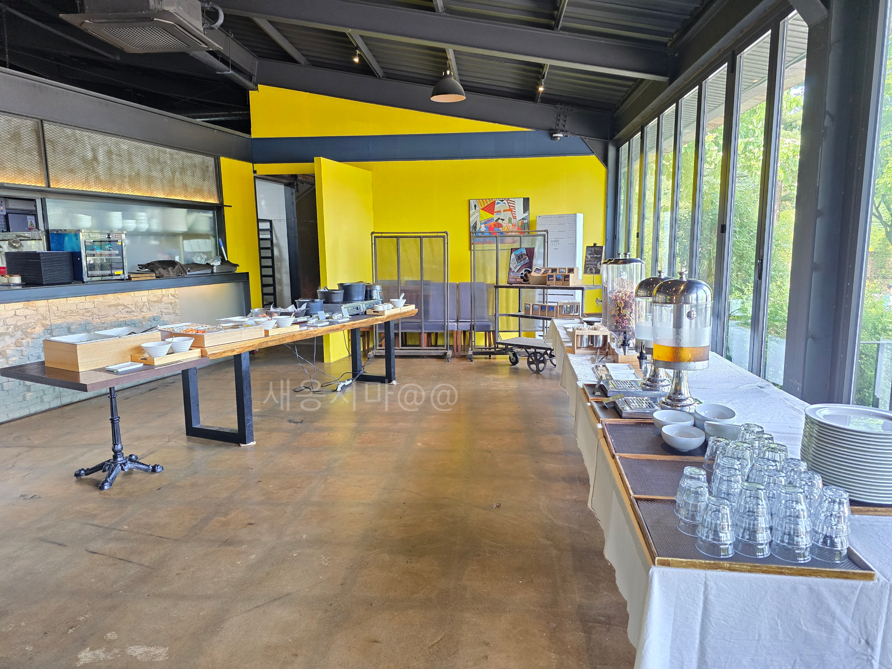 더스테이힐링파크-조식