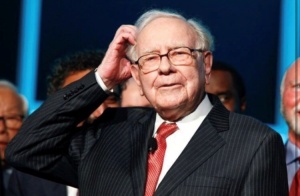 워런 버핏 의 전략적 통찰력 : 전술적 부문 배분, 기회주의적 접근 방식, 가치 지향적 투자 수용을 통한 경제적 불확실성 탐색