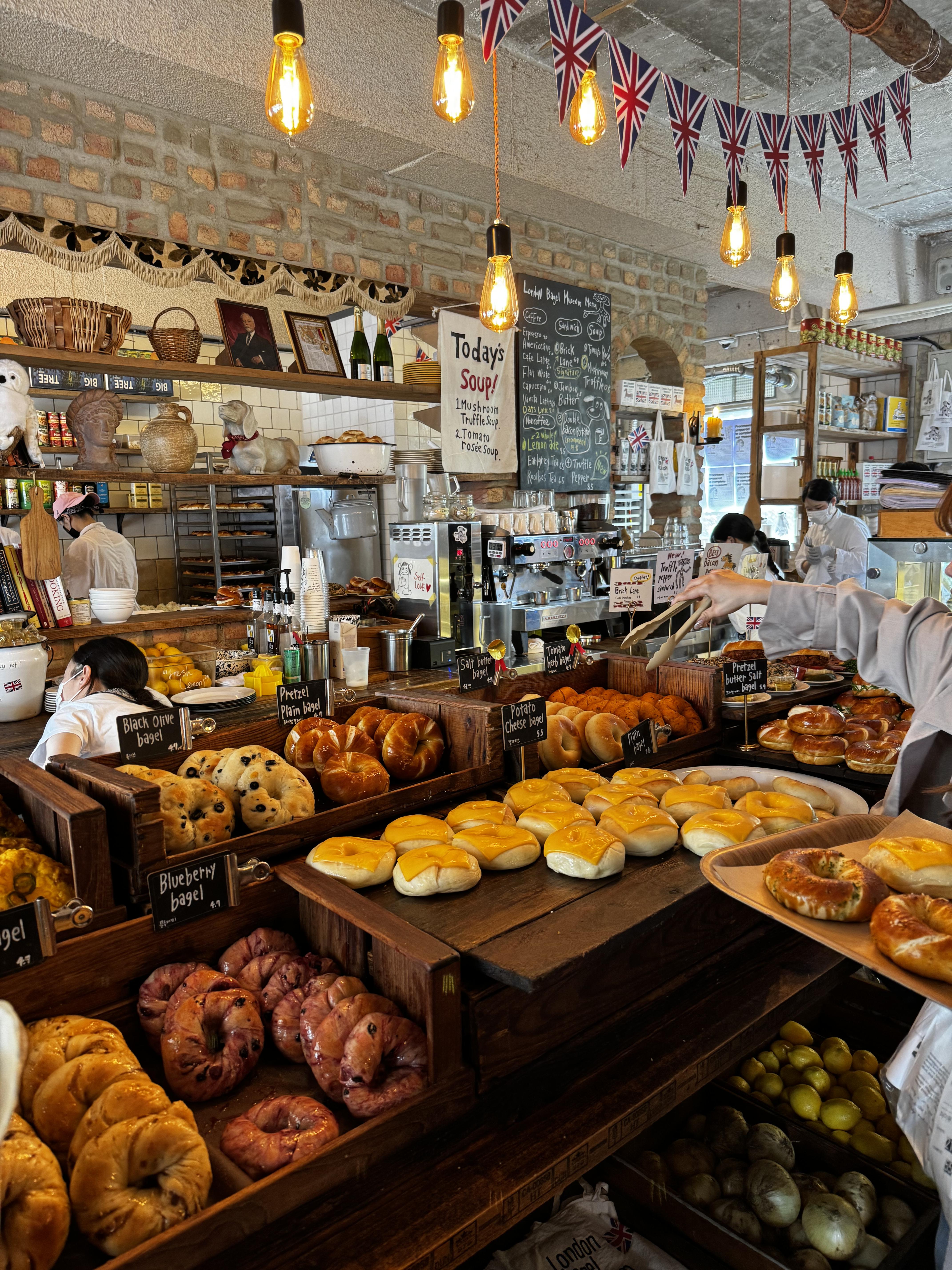 런던 베이글 뮤지엄 안국점 내부 사진