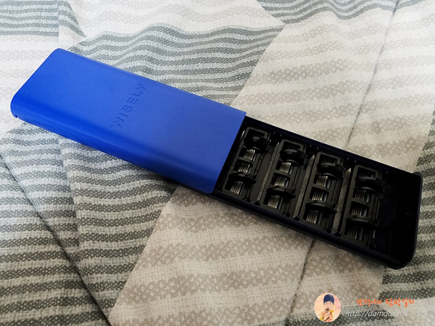 리필 면도날 케이스 개봉