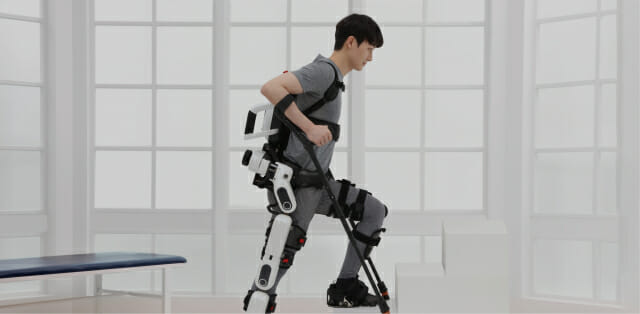 엔젤로보틱스 의료용 웨어러블 로봇 '엔젤렉스 M20'