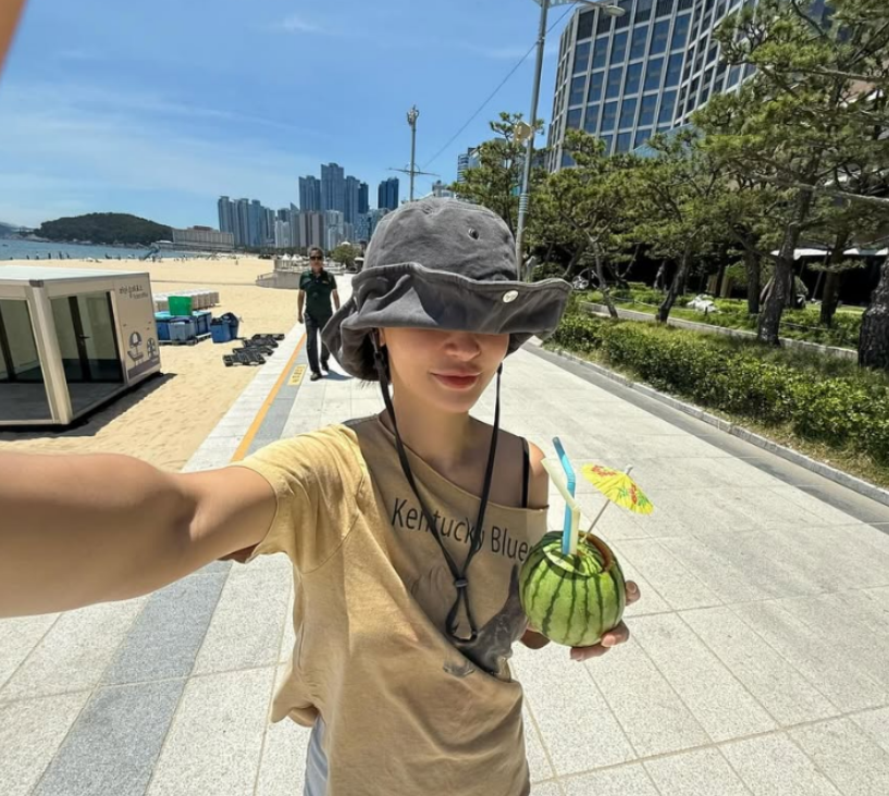 조째즈와이프패션룩,느좋녀 코디,꾸안꾸 여름룩,스타일리스트 와이프,미니멀룩 추천