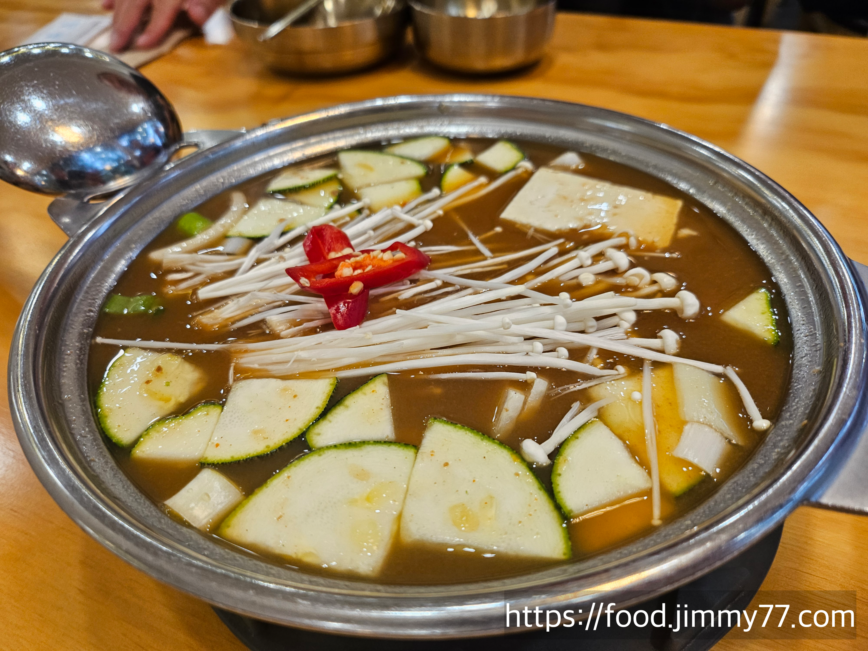 북한산 우렁쌈밥